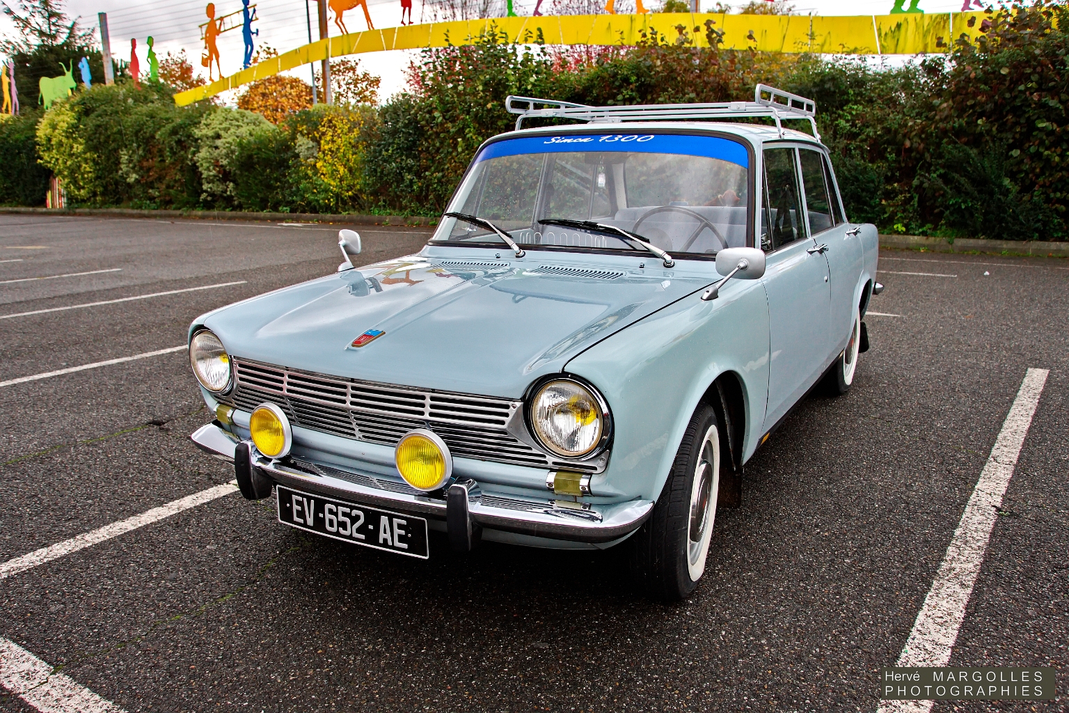Simca Aronde-02_0.jpg